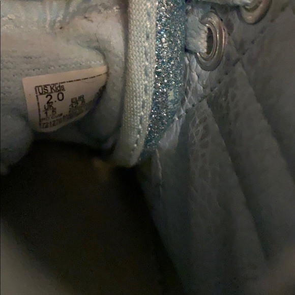 Vans - Picture 4 of 4